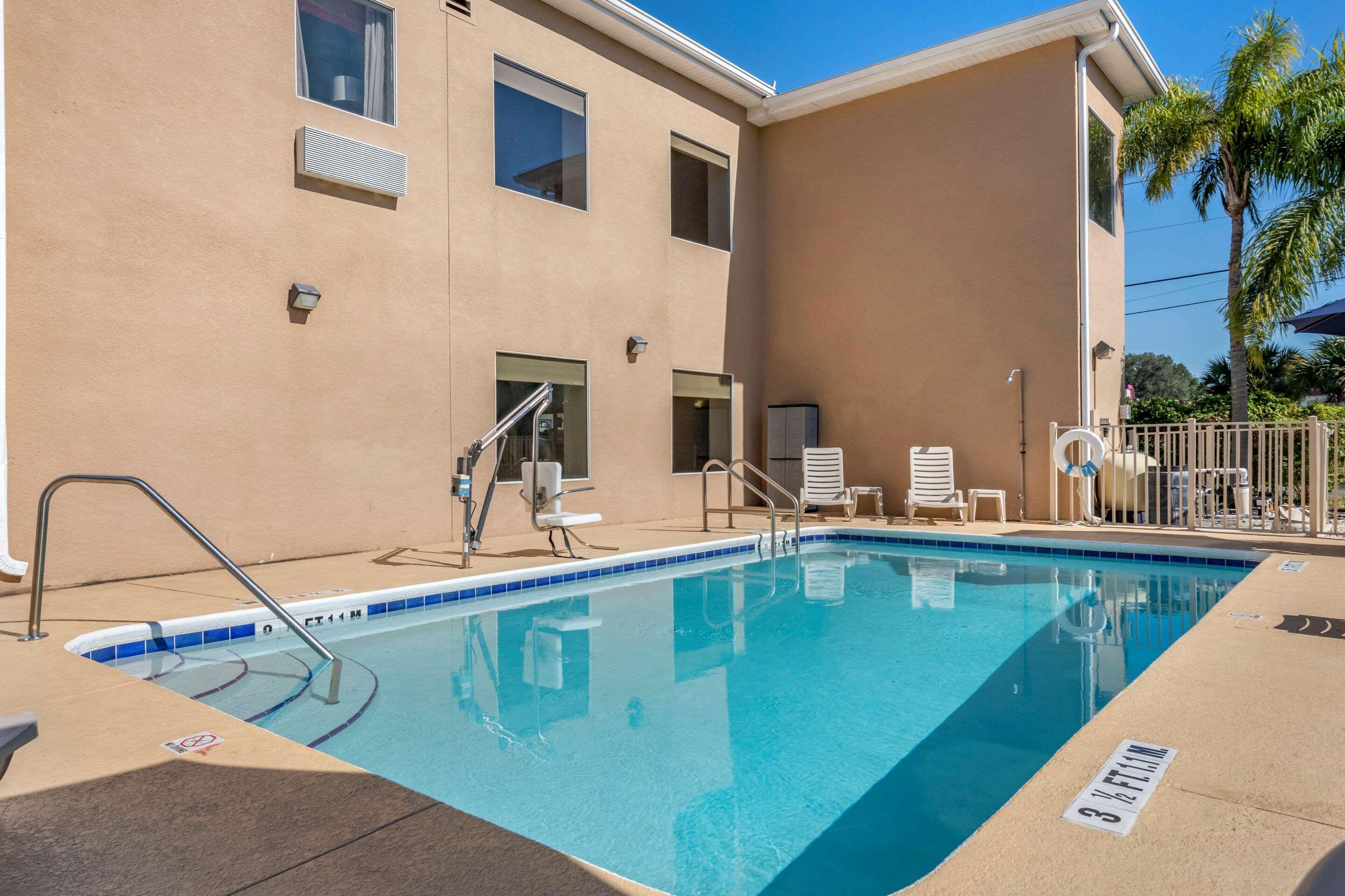Quality Inn Zephyrhills-Dade City Dış mekan fotoğraf