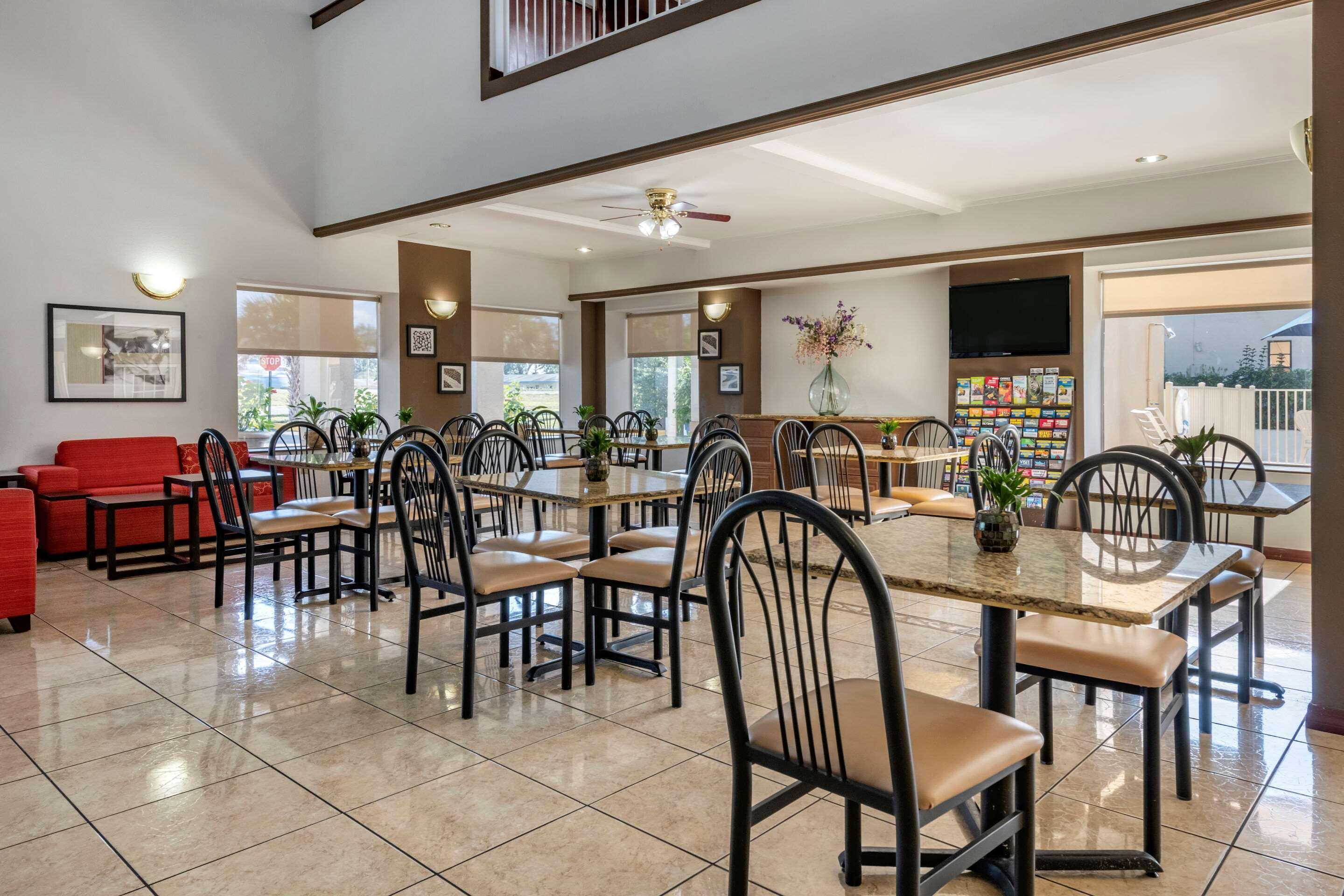Quality Inn Zephyrhills-Dade City Dış mekan fotoğraf
